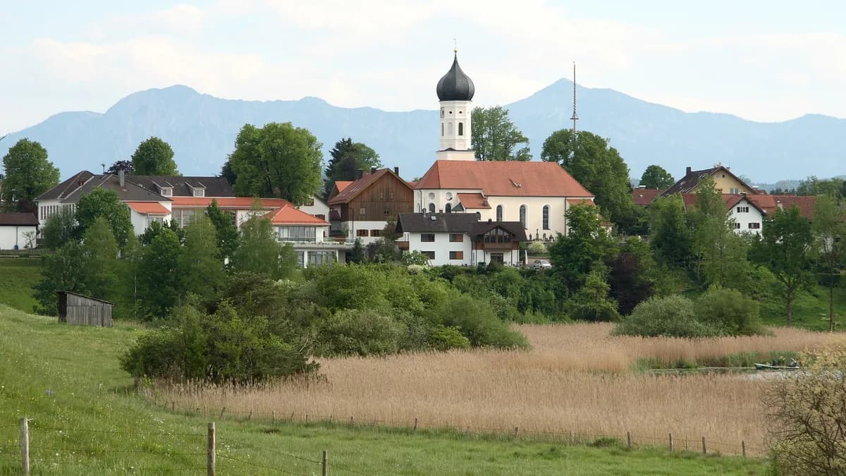 Ortsbild von Iffeldorf