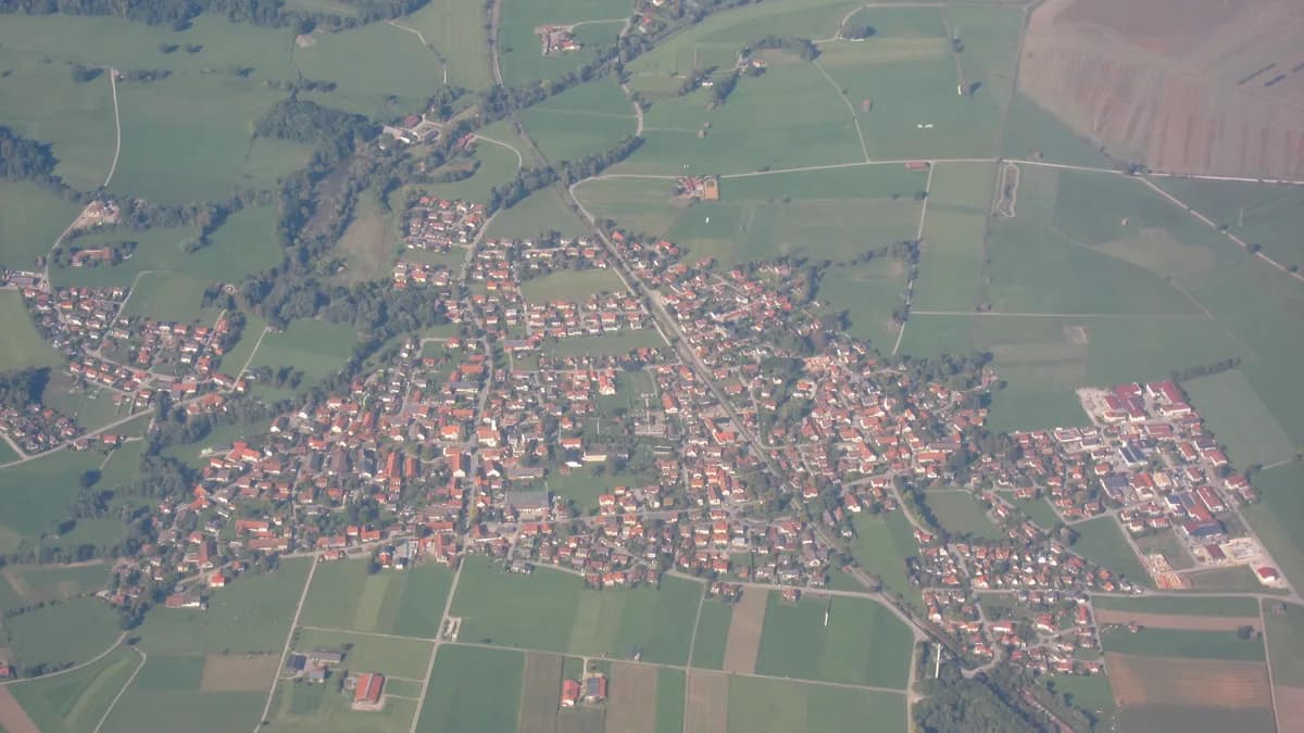 Luftbild von Raisting